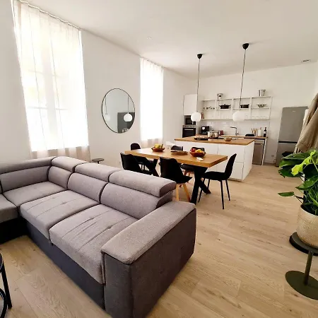 Le Marty 1 아파트